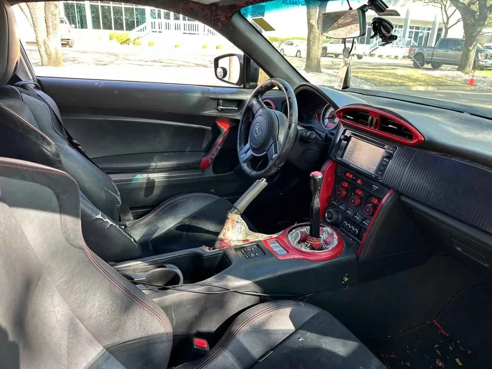 2014 Scion FR-S - Image 13 of 14