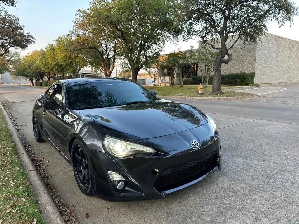 2014 Scion FR-S - Image 5 of 20