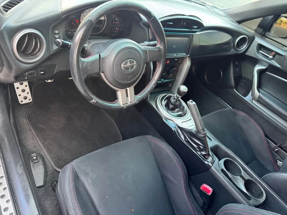 2014 Scion FR-S - Image 18 of 19