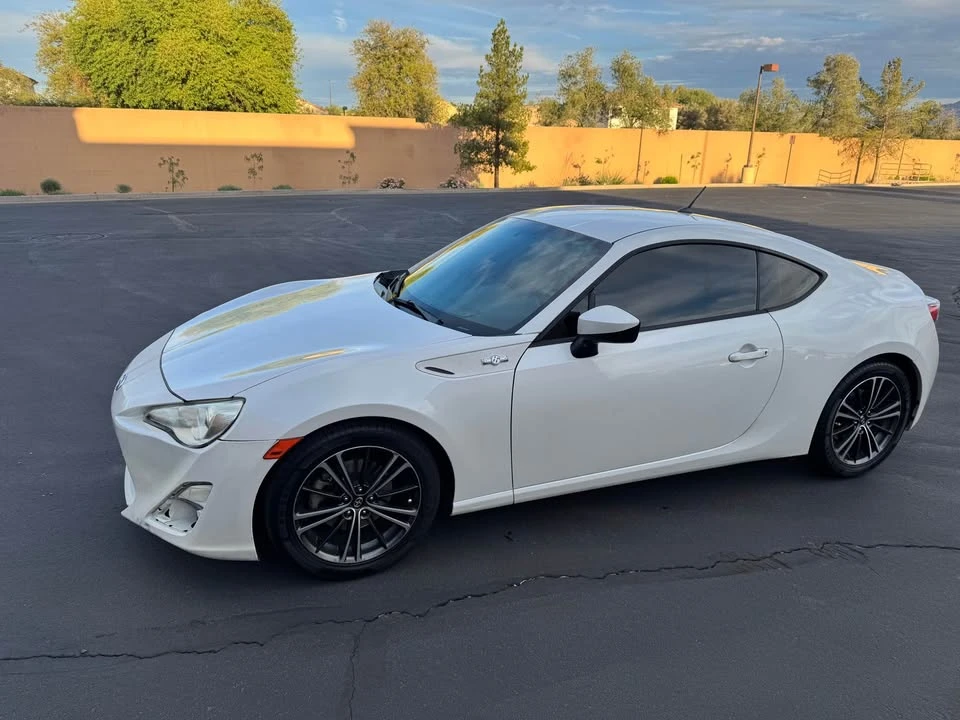 2014 Scion FR-S - Image 3 of 19