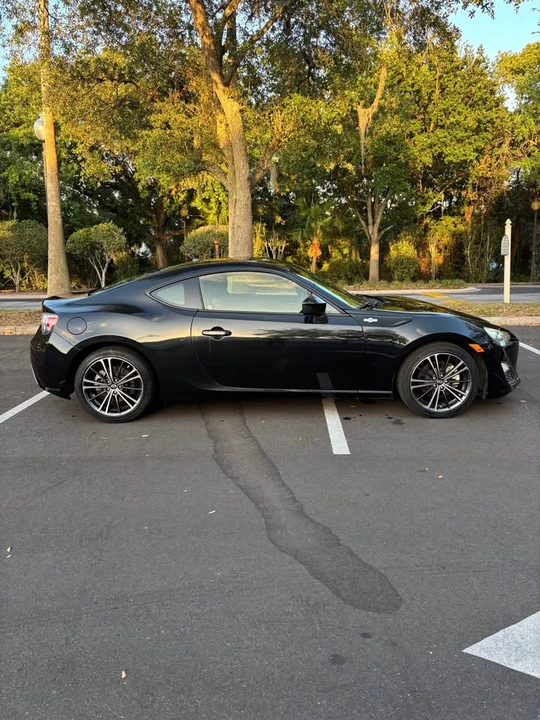 2014 Scion FR-S - Image 5 of 13