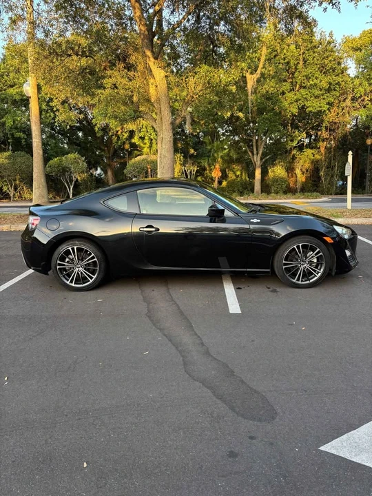 2014 Scion FR-S - Image 5 of 13