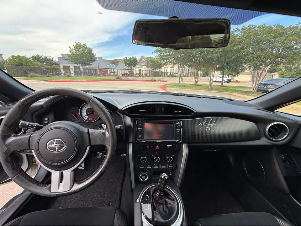 2014 Scion FR-S - Image 15 of 17