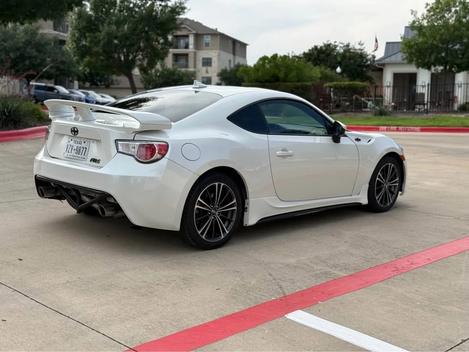 2014 Scion FR-S - Image 3 of 17