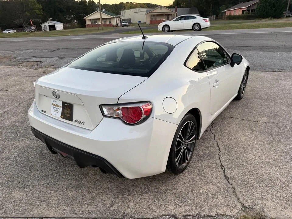 2014 Scion FR-S - Image 5 of 17