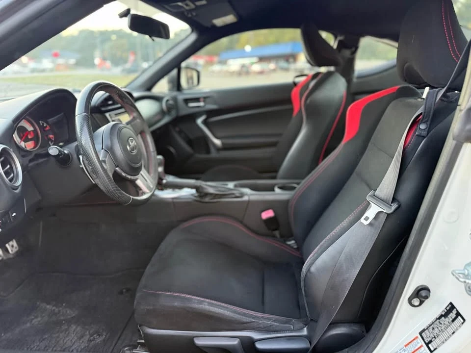 2014 Scion FR-S - Image 9 of 17