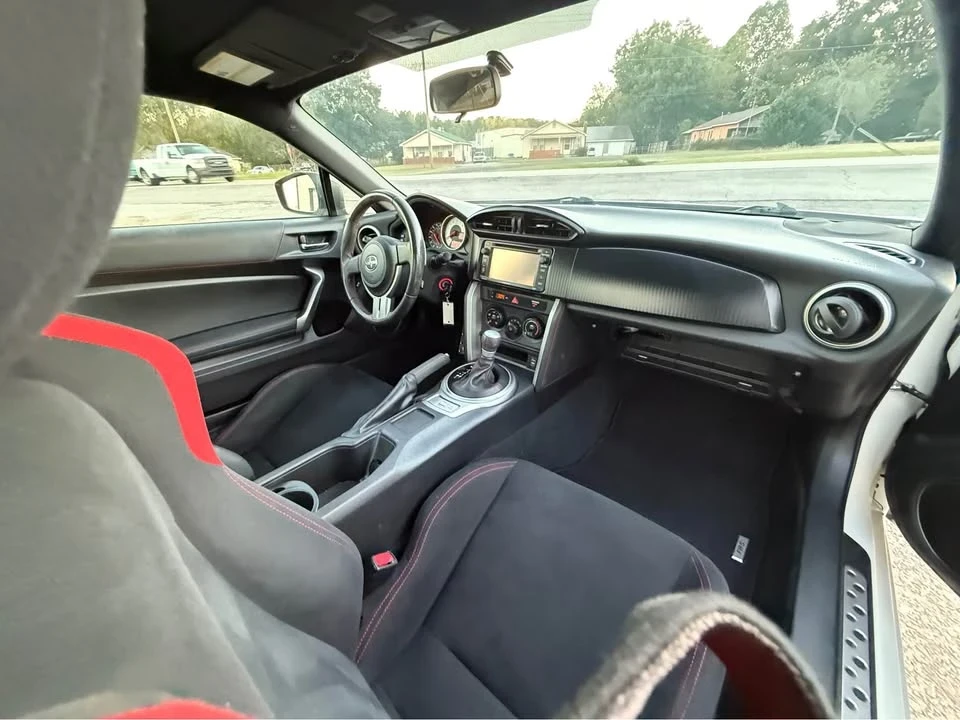 2014 Scion FR-S - Image 12 of 17