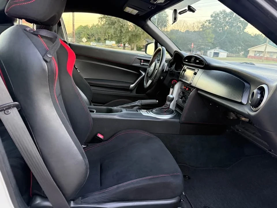 2014 Scion FR-S - Image 10 of 17