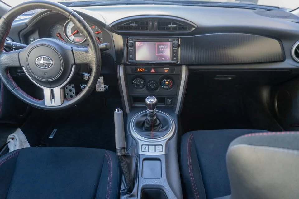 2014 Scion FR-S - Image 15 of 17