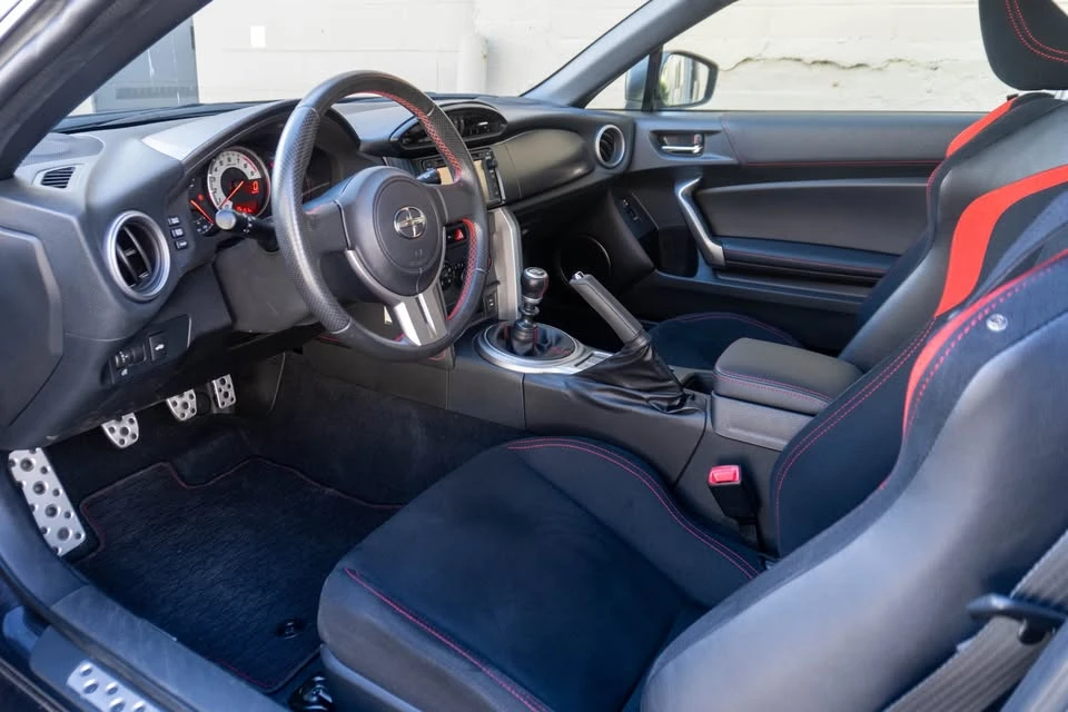 2014 Scion FR-S - Image 10 of 17