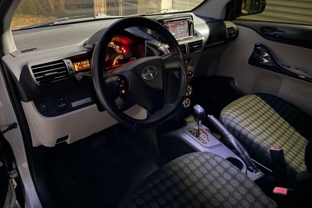2014 Scion iQ - Image 6 of 8