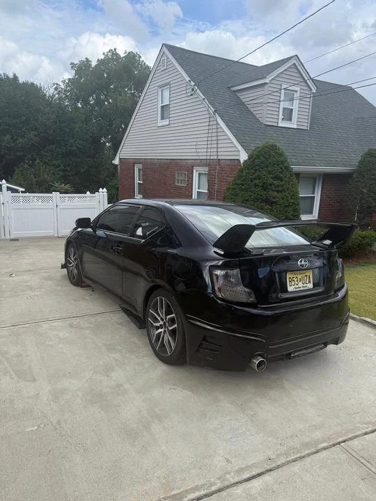 2014 Scion tC - Image 9 of 10