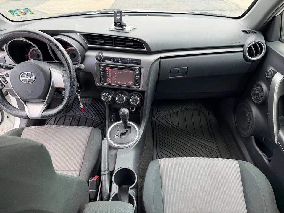 2014 Scion tC - Image 18 of 20