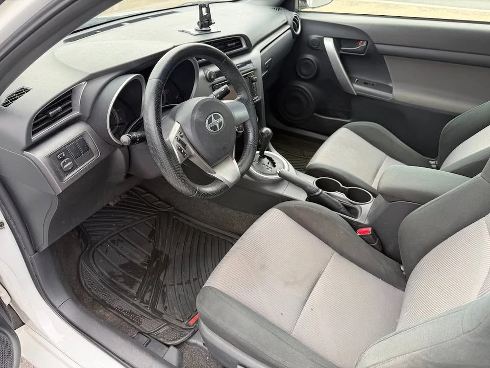 2014 Scion tC - Image 9 of 20