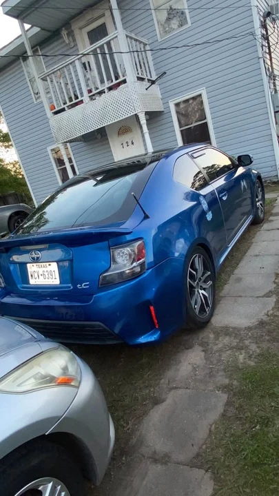 2014 Scion tC - Image 2 of 4