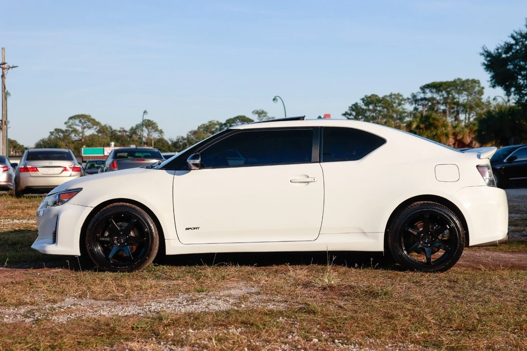2014 Scion tC - Image 3 of 12