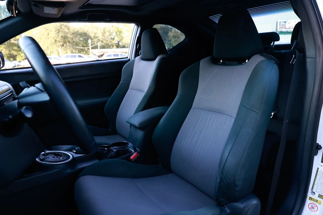 2014 Scion tC - Image 6 of 12