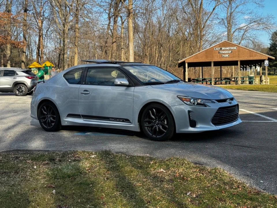 2014 Scion tC - Image 19 of 31