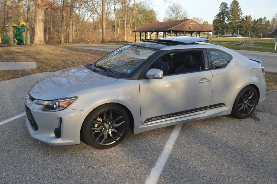 2014 Scion tC - Image 11 of 31
