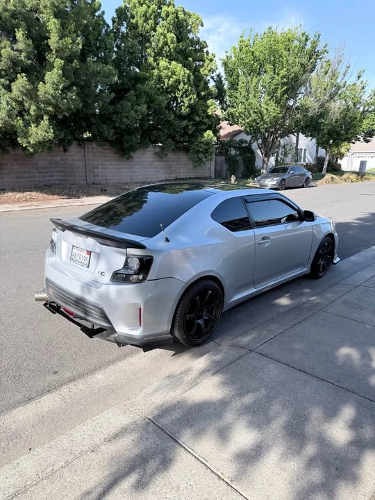 2014 Scion tC - Image 3 of 10