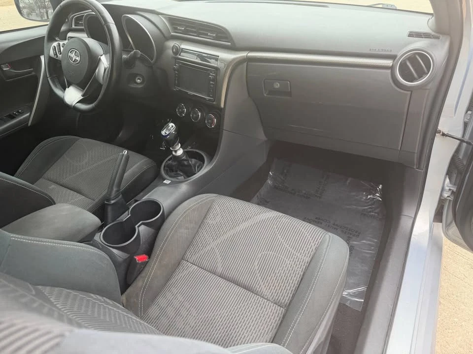 2014 Scion tC - Image 19 of 20