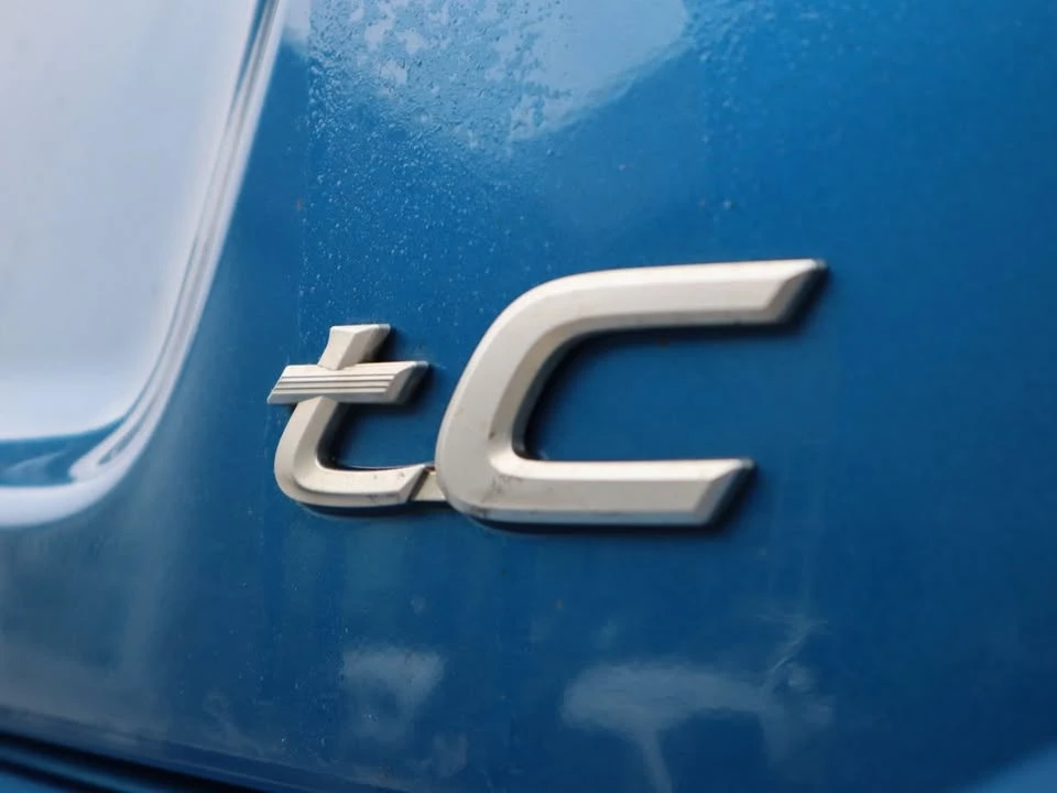 2014 Scion tC - Image 12 of 18