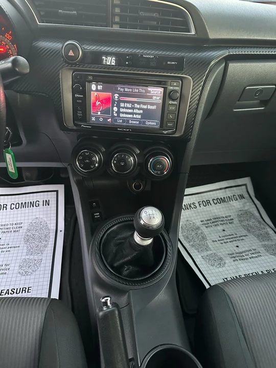 2014 Scion tC - Image 8 of 16