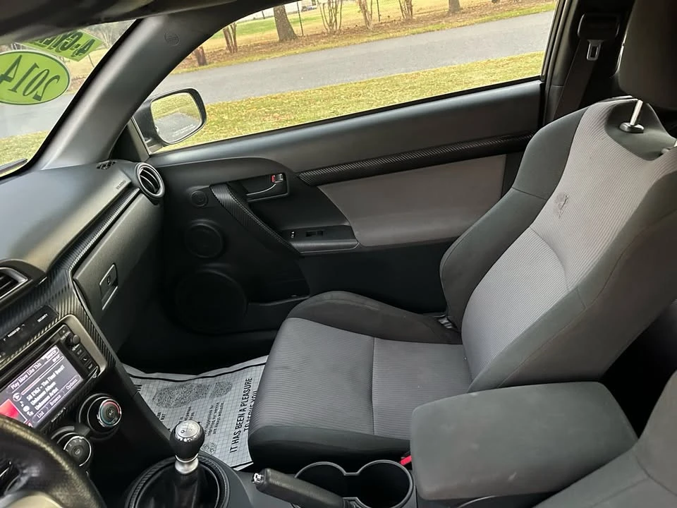 2014 Scion tC - Image 10 of 16
