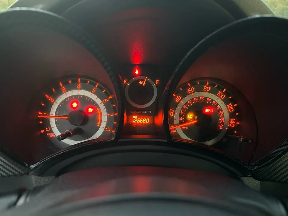 2014 Scion tC - Image 6 of 16