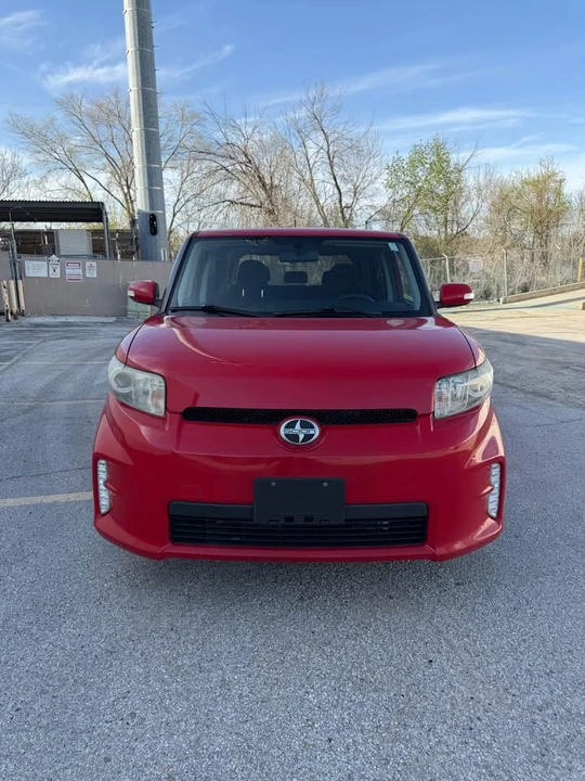 2014 Scion xB - Image 5 of 13