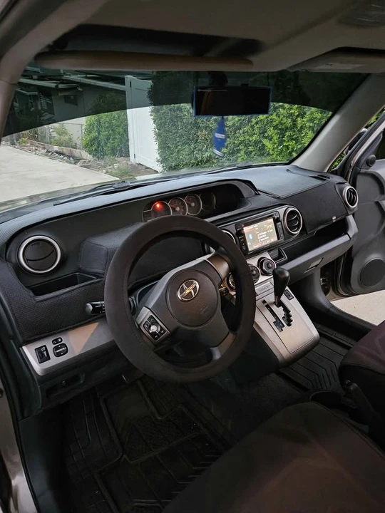 2014 Scion xB - Image 8 of 19