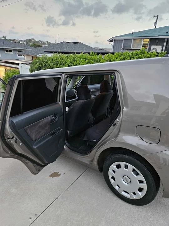2014 Scion xB - Image 12 of 19