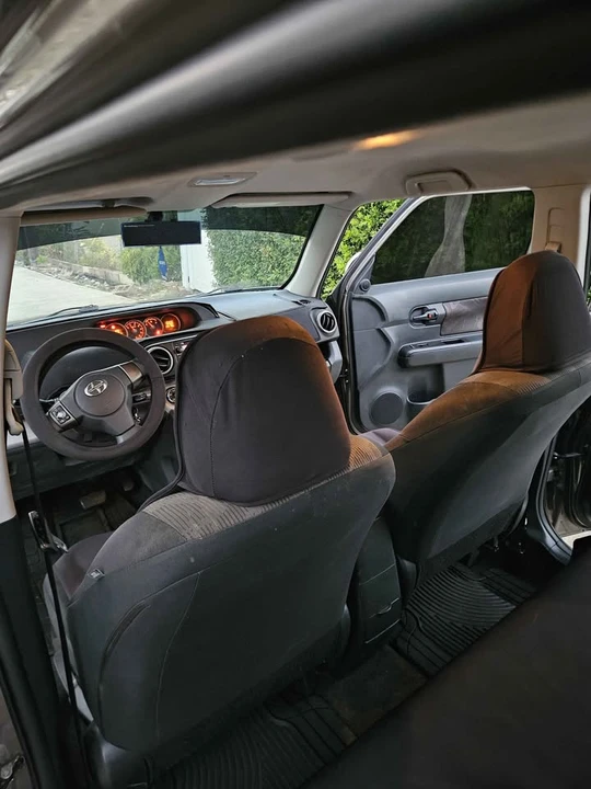 2014 Scion xB - Image 18 of 19