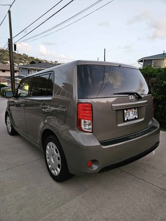 2014 Scion xB - Image 2 of 19