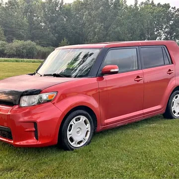 2014 Scion xB RS 9.0