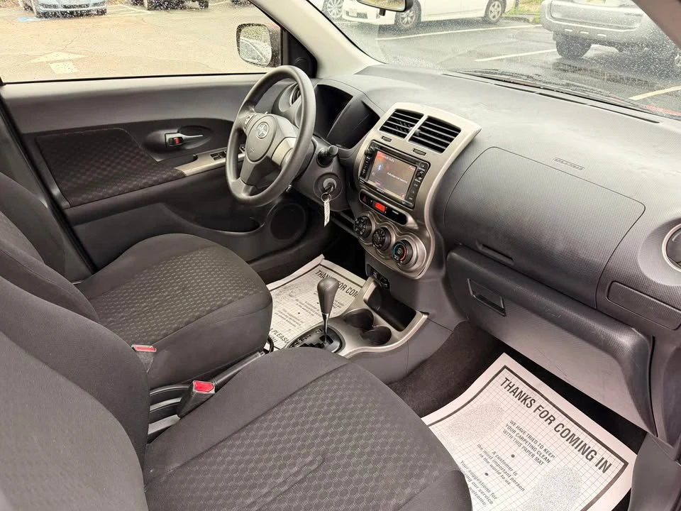 2014 Scion xD - Image 13 of 21