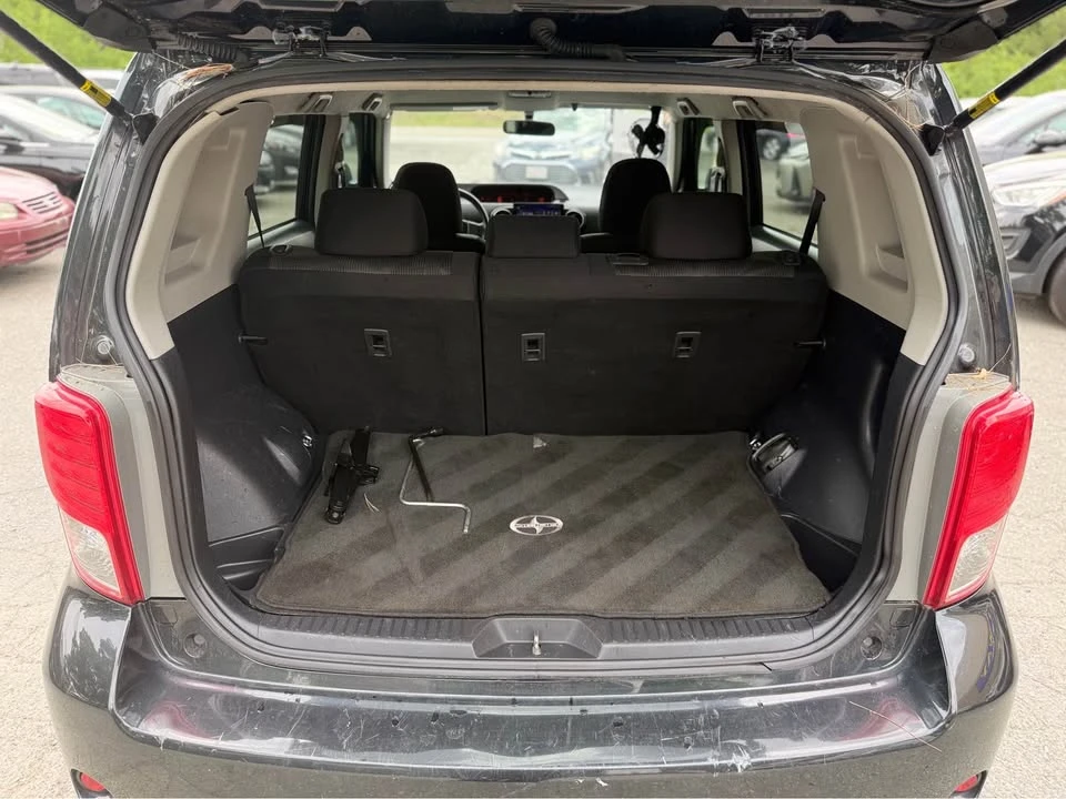 2014 Scion xD - Image 8 of 19