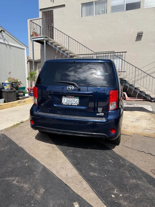 2014 Scion xB - Image 5 of 19