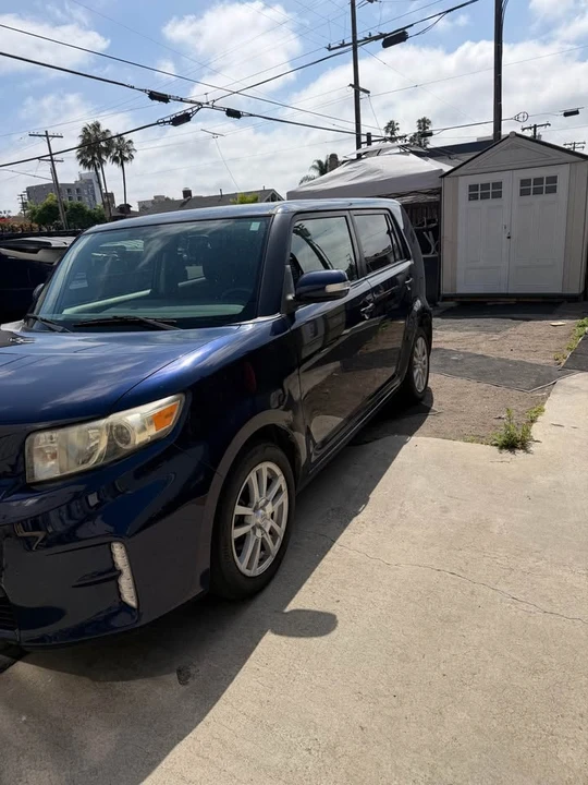 2014 Scion xB - Image 3 of 19