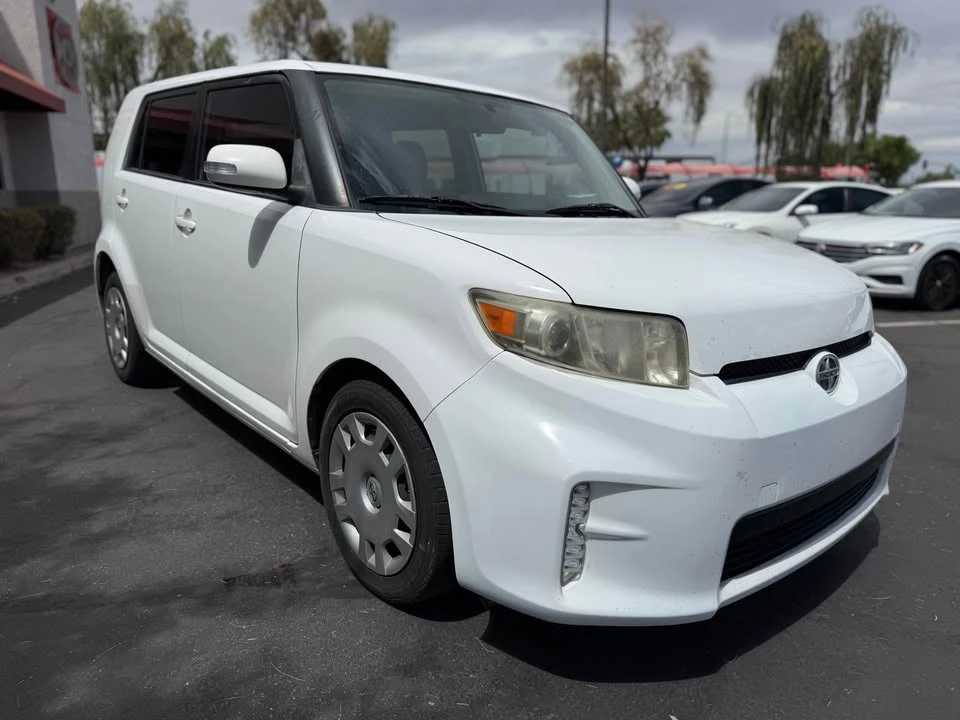 2014 Scion xB - Image 3 of 11