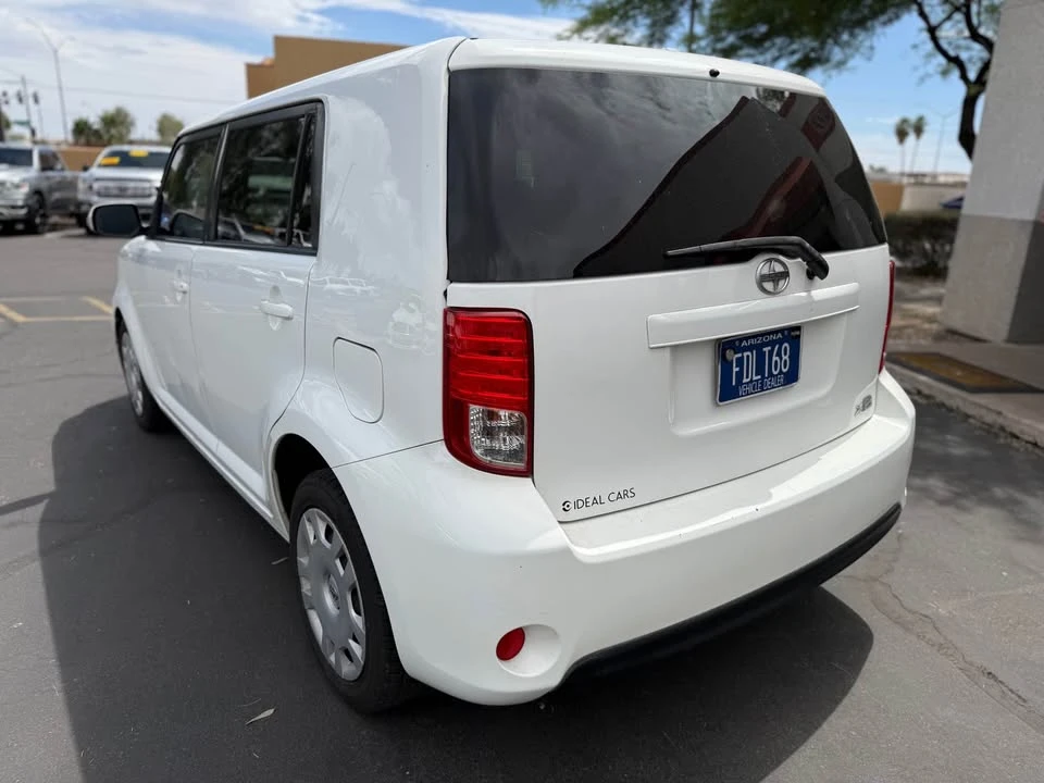 2014 Scion xB - Image 6 of 11