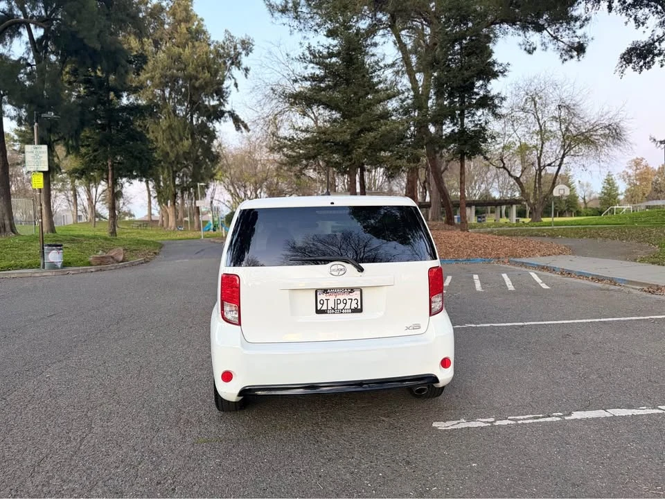 2014 Scion xB - Image 5 of 20