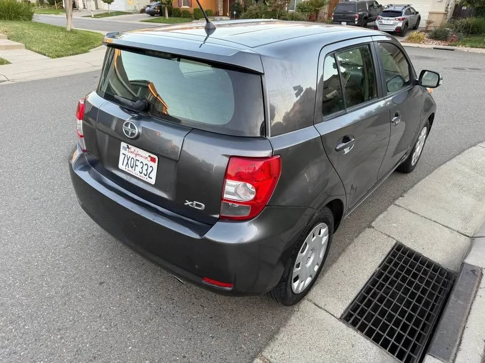 2014 Scion xD - Image 4 of 14