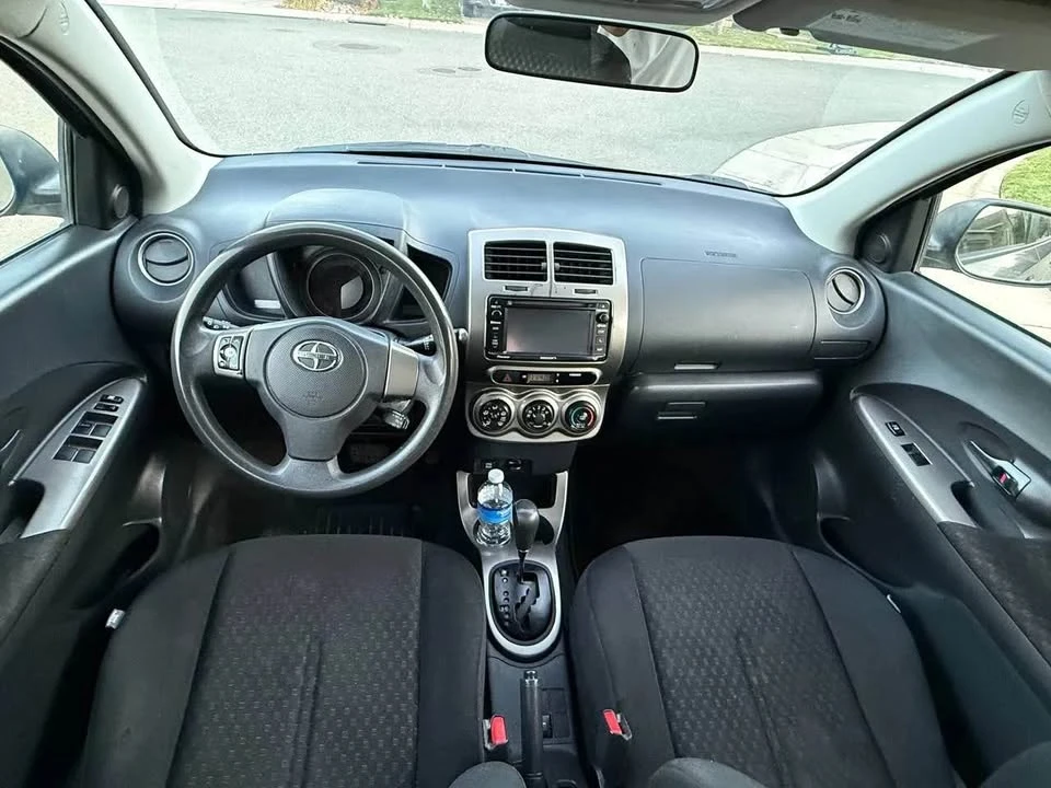 2014 Scion xD - Image 8 of 14
