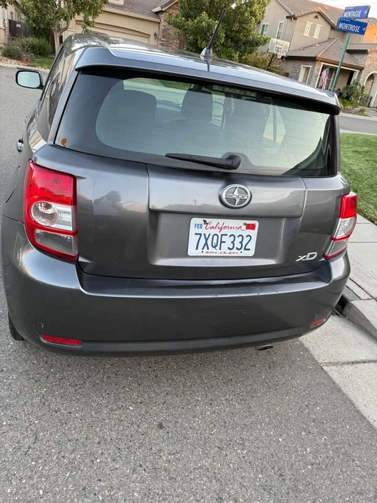2014 Scion xD - Image 5 of 16