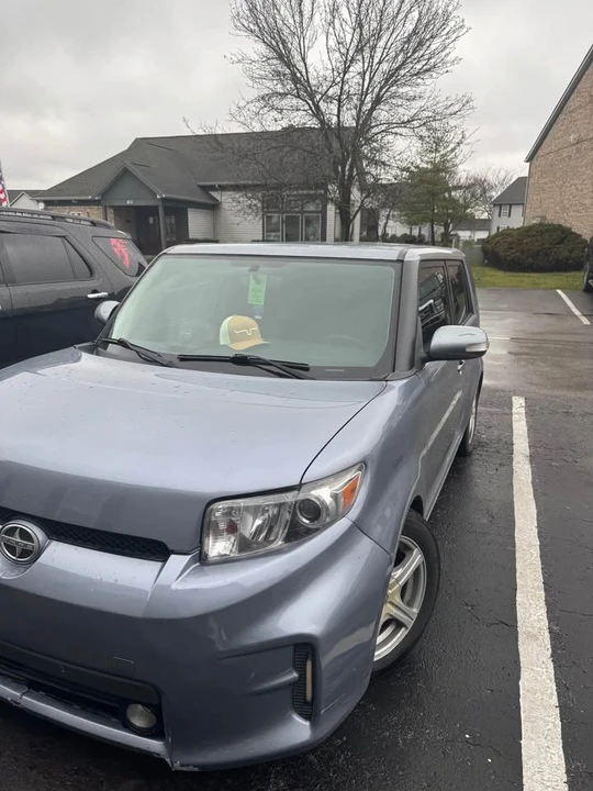 2014 Scion xD - Image 3 of 4