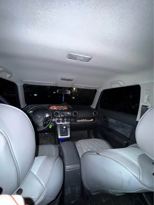 2014 Scion xD - Image 4 of 4