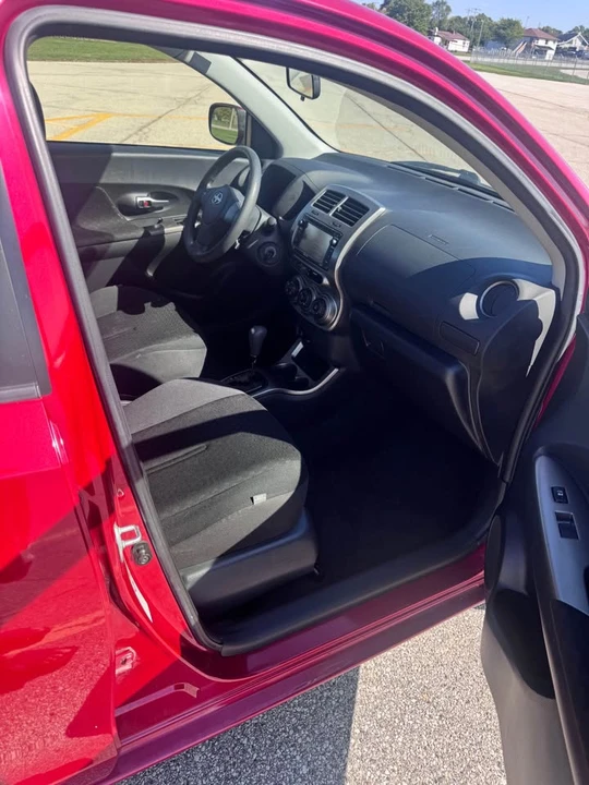 2014 Scion xD - Image 11 of 17
