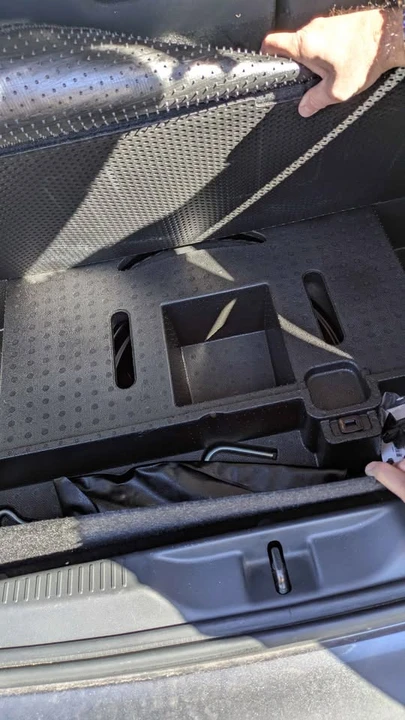 2014 Scion xD - Image 11 of 17