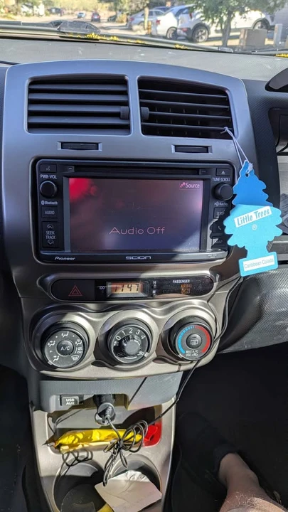 2014 Scion xD - Image 6 of 17